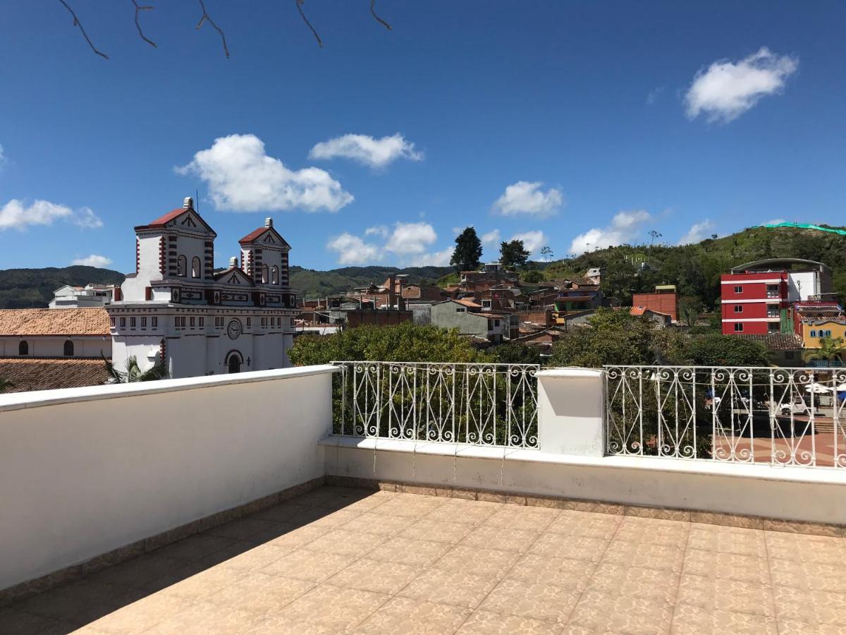 Hotel Bahia Guatapé Buitenkant foto