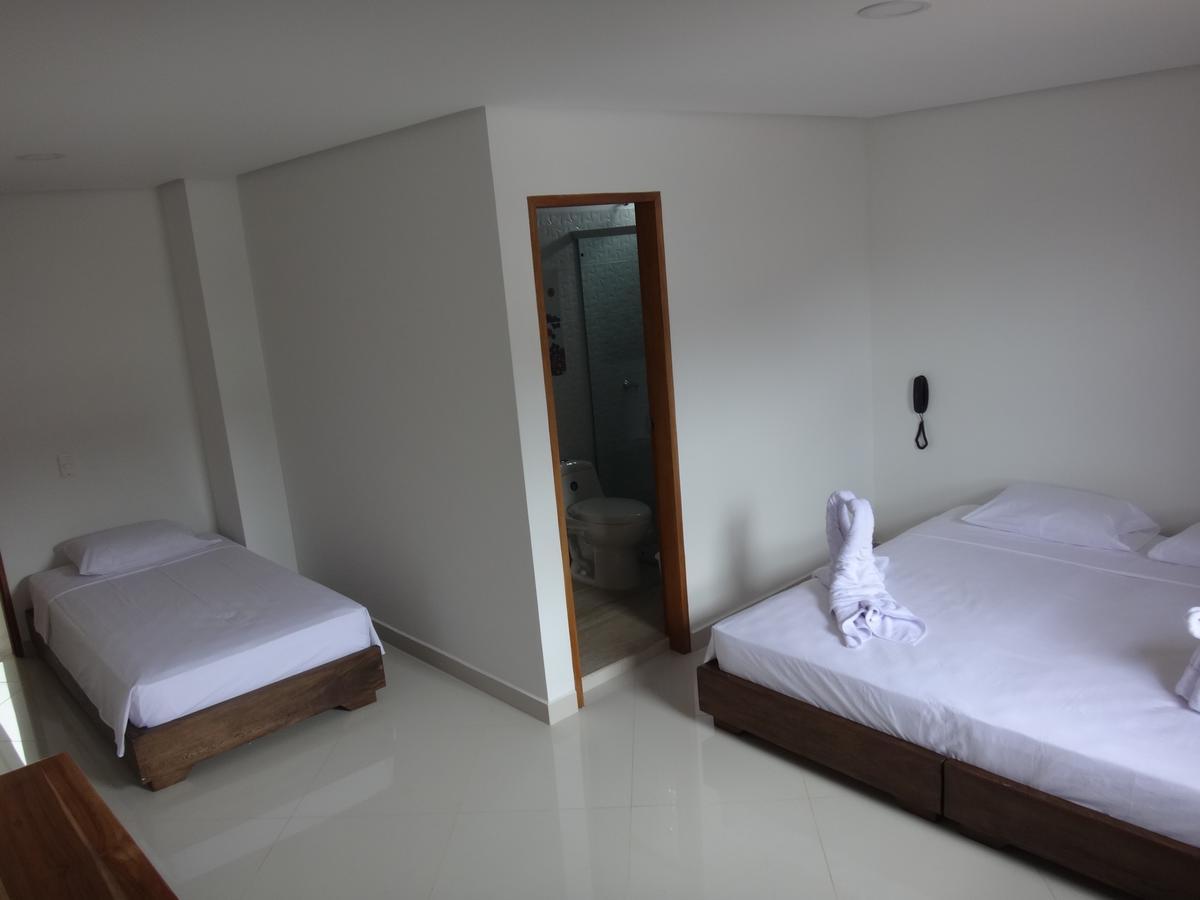 Hotel Bahia Guatapé Buitenkant foto