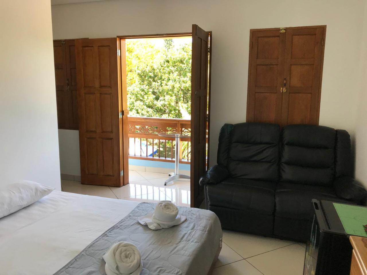 Hotel Bahia Guatapé Buitenkant foto